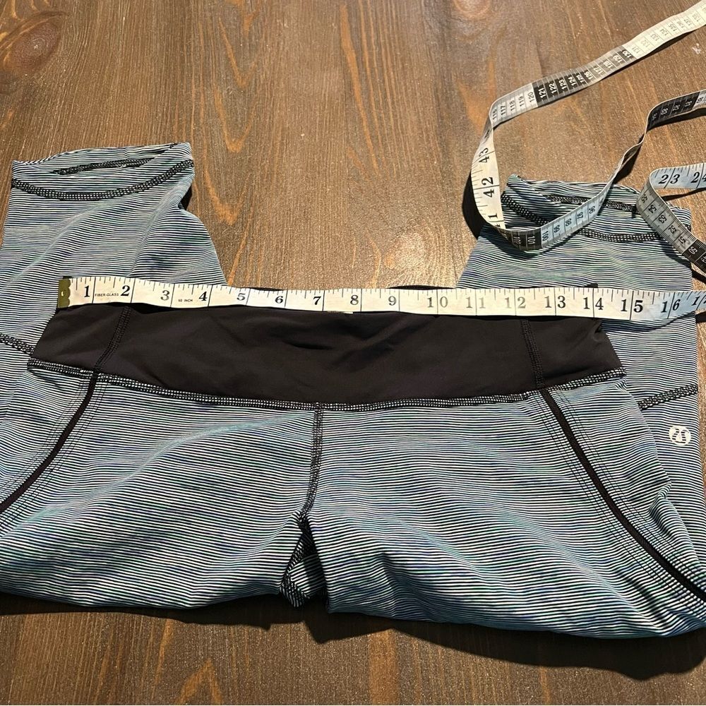 Lululemon Run: Excel Crop Wee Are From Space Deep… - image 4